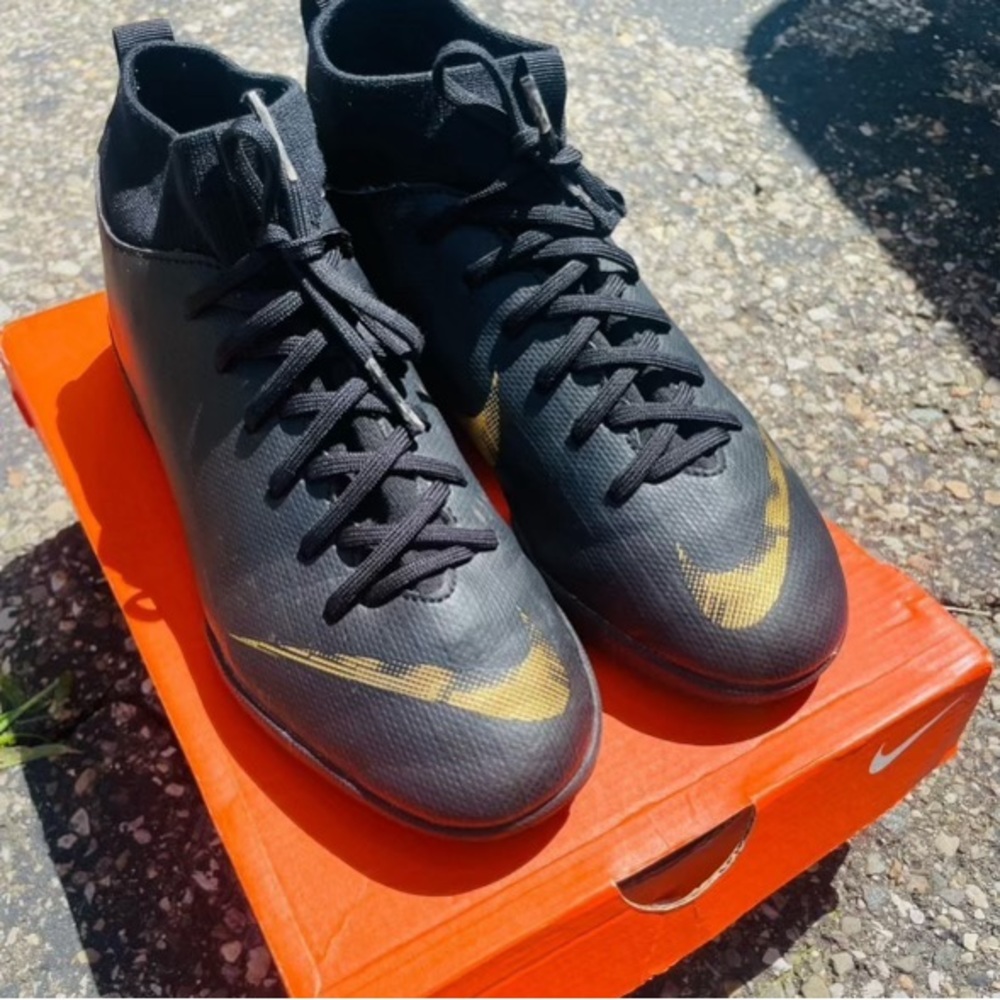 Nike Jr. Superfly 6 Academy GS 1C kids - Picture 2 of 5